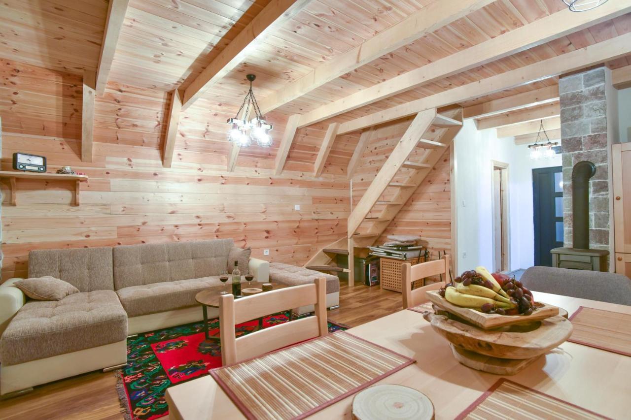 Guest House Max Жабляк Экстерьер фото