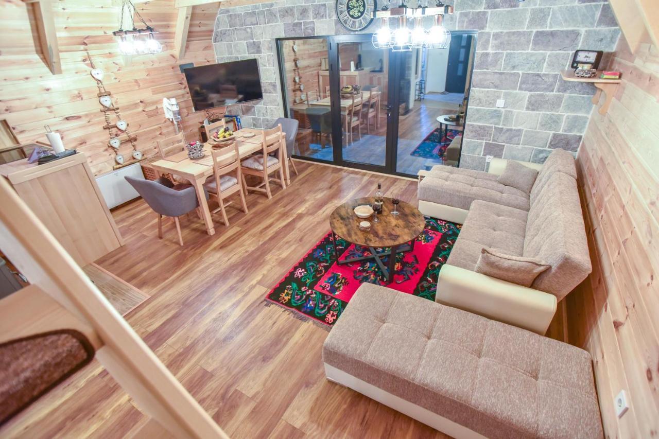 Guest House Max Жабляк Экстерьер фото