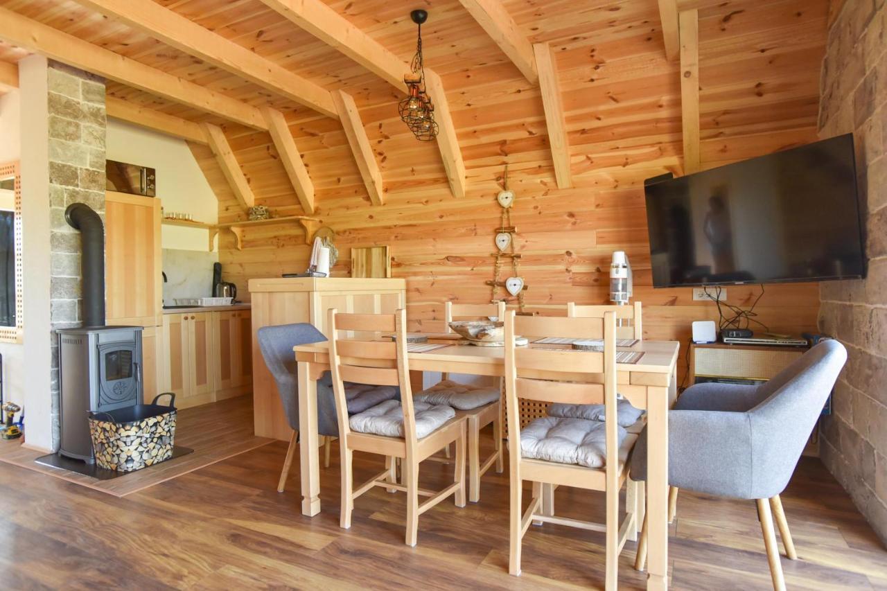 Guest House Max Жабляк Экстерьер фото